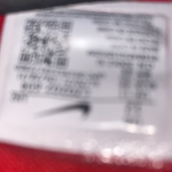 only wear ones too big for me size 12 US no OG boxes and insoles - Picture 3 of 3